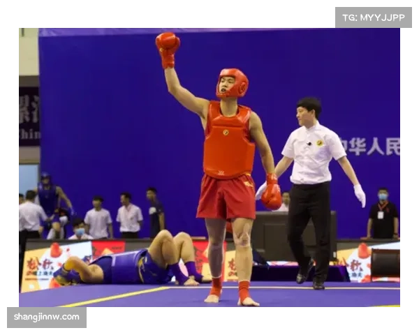 福建武术散打教练陈少友点评林宏伟决赛 称其自信果断发挥佳